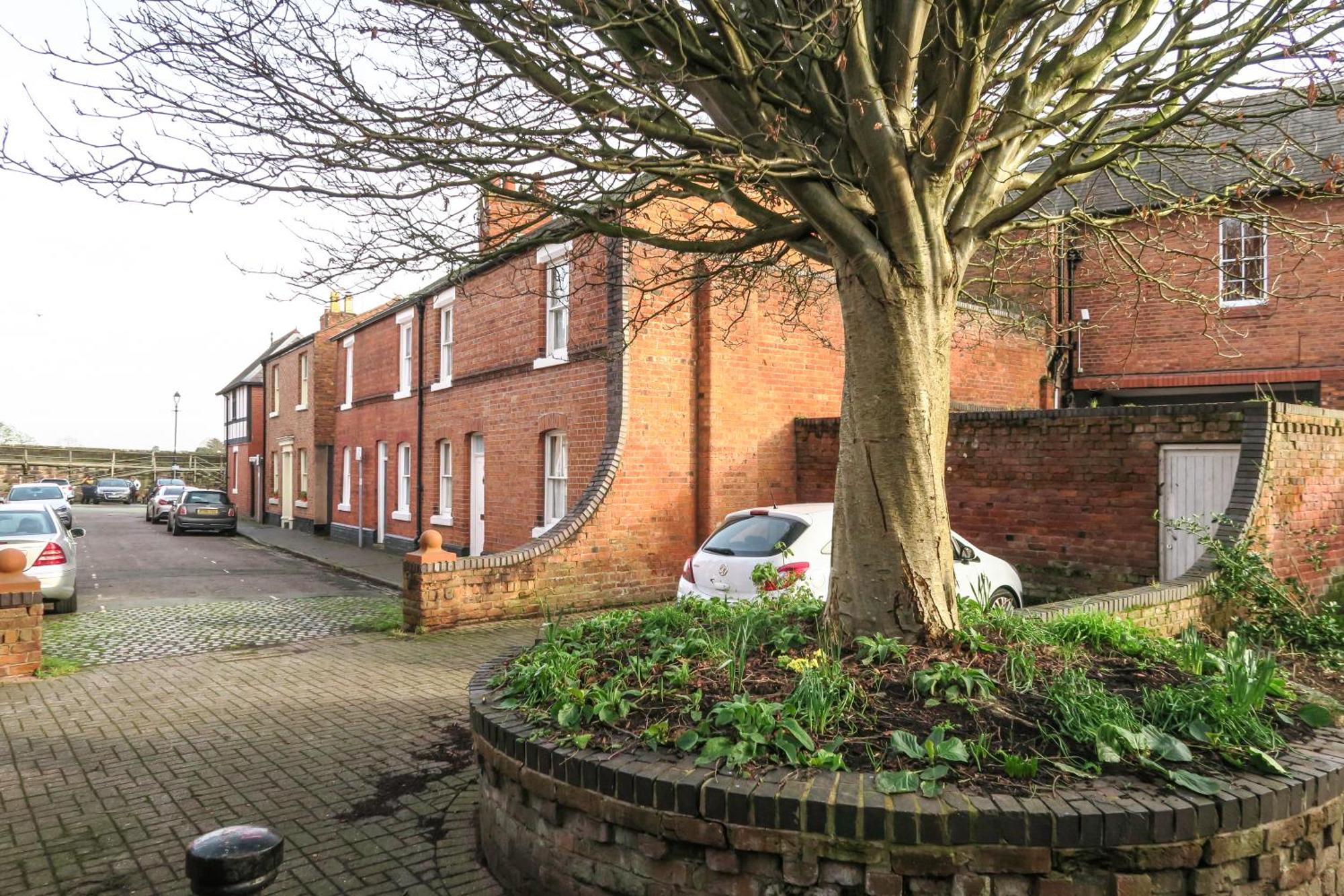 Chester Stays - Best Value Apartment With Free Parking In The Heart Of Chester Bagian luar foto